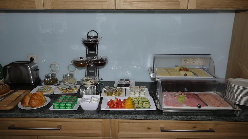 Fruehstueckspension Huber ฟุชเชิล อัม ซี ภายนอก รูปภาพ